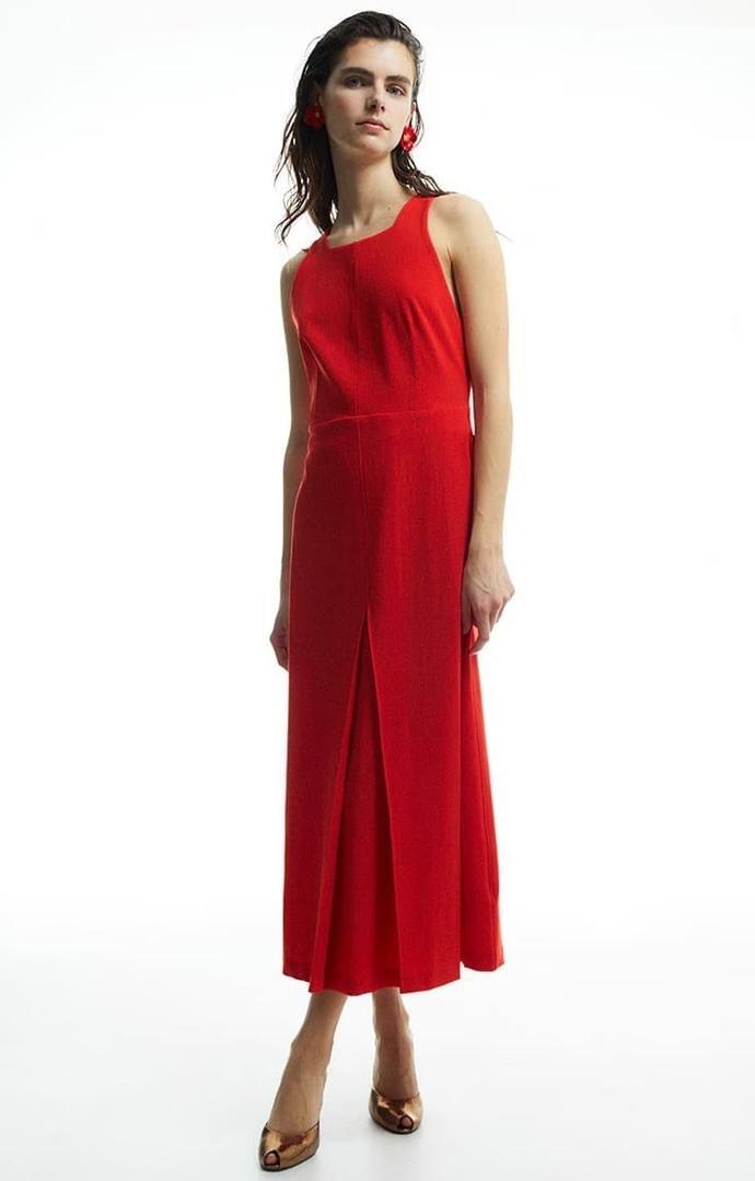 El nuevo vestido con tirante cruzado rojo de Sfera en El Corte Inglés