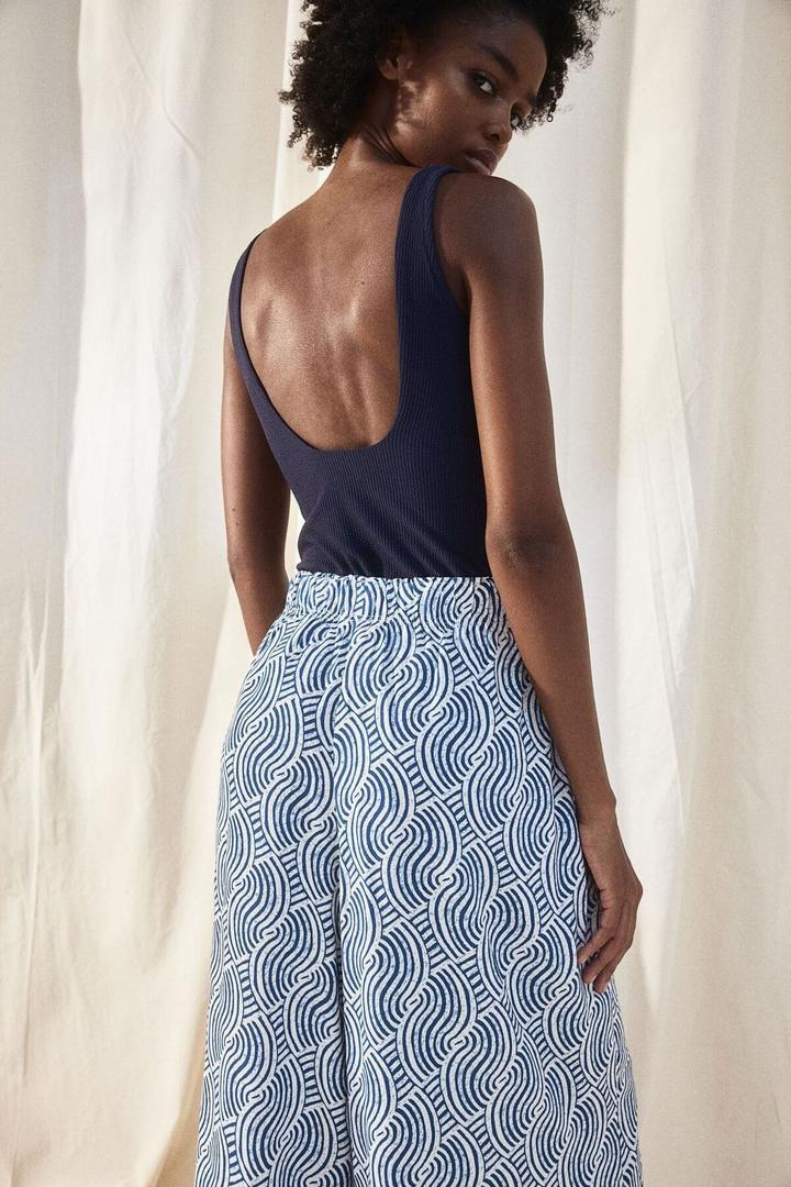 Los pantalones tobilleros sin cierre en seis colores de H&M