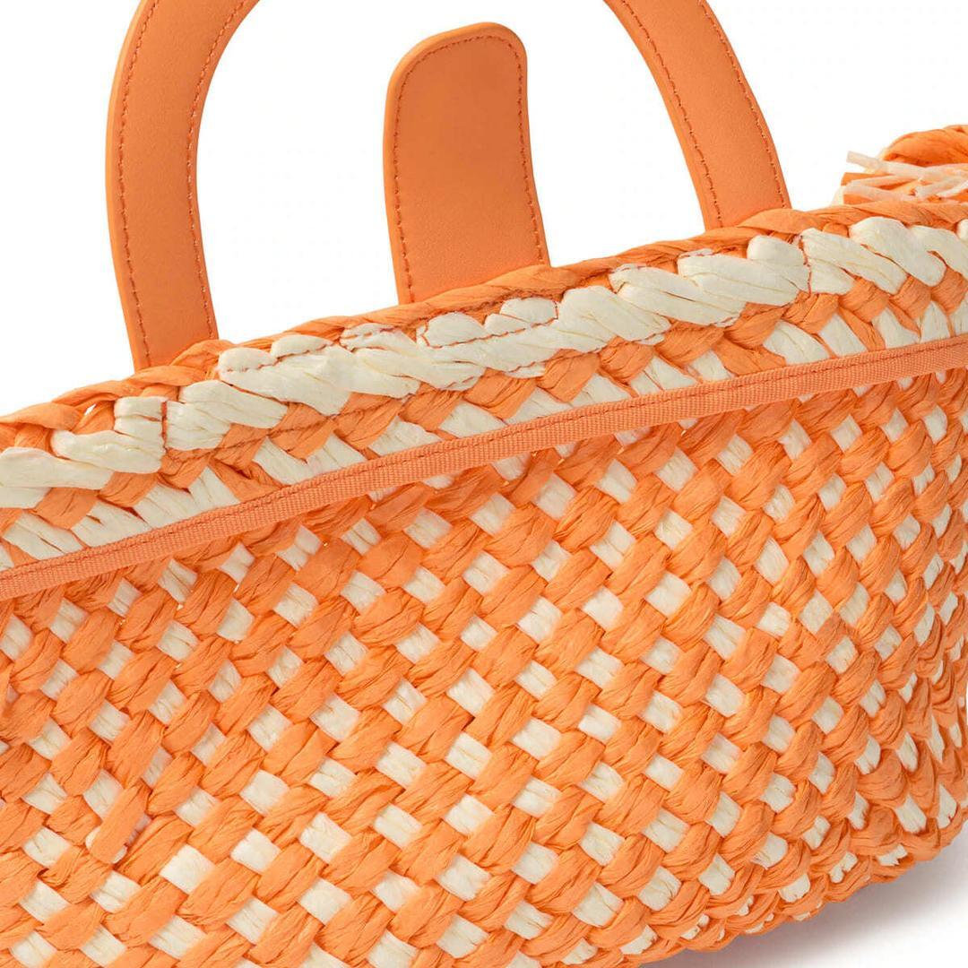 El bolso capazo de rafia mediano de color naranja claro Tous Dora