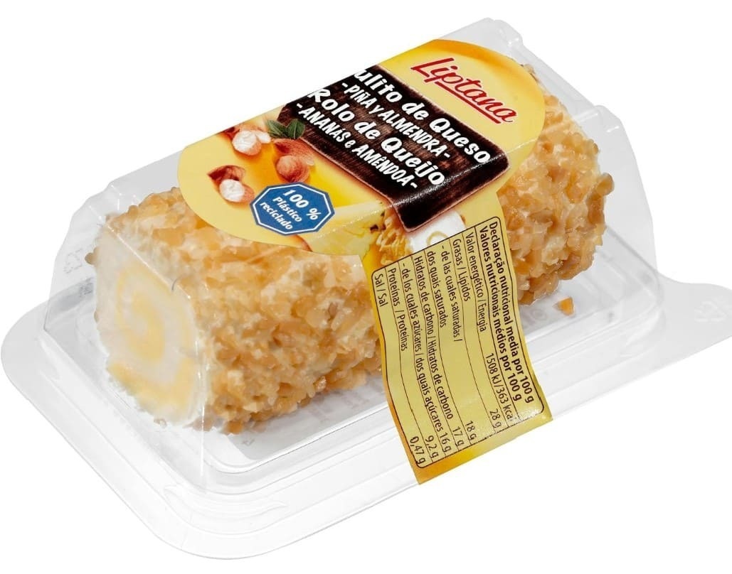 Queso rulo con piña y almendra Liptana
