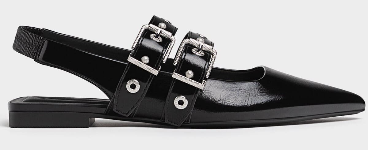 Bailarinas con tachas y hebillas