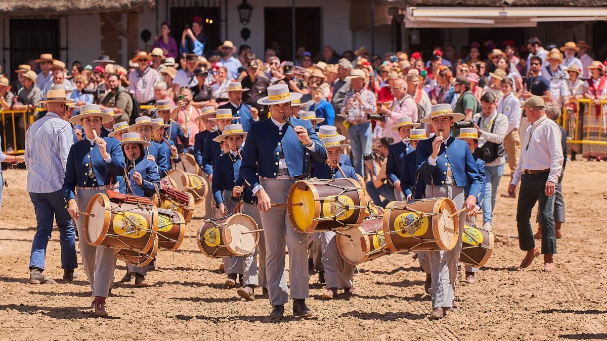 Piteros en la aldea de Almonte | Salvador López Medina