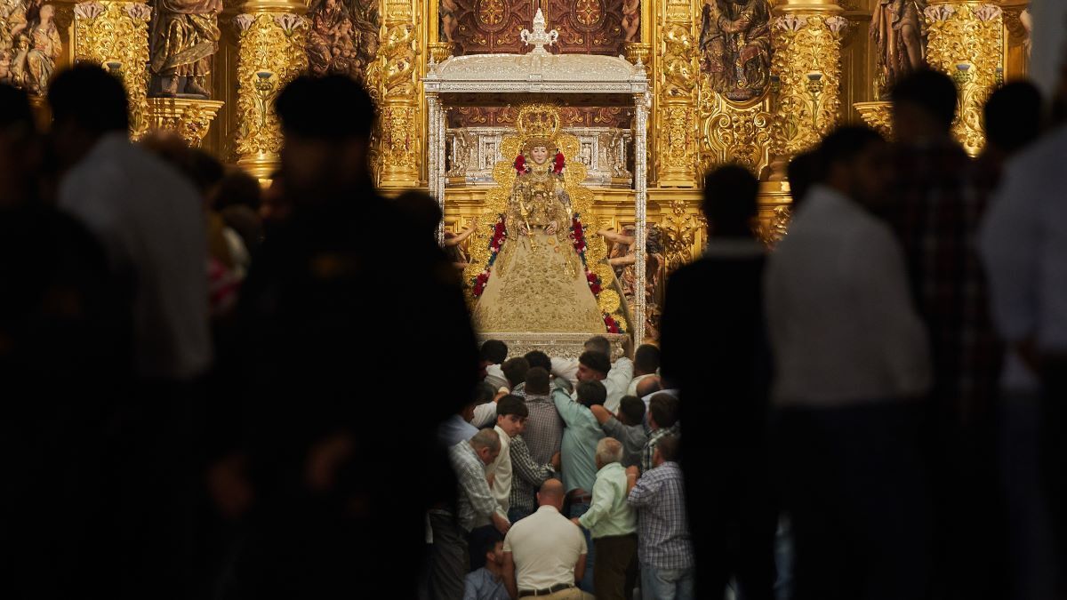 Procesión de la Virgen del Rocío 2024 | Salvador López Medina