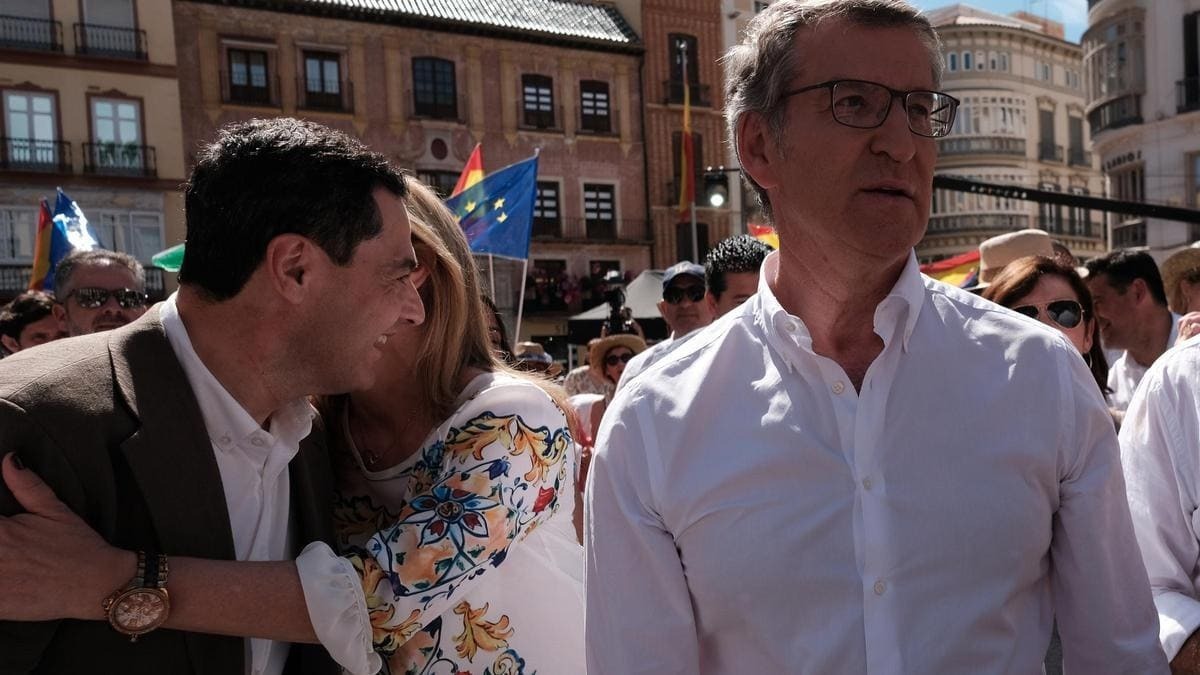 Juanma Moreno, junto a Alberto Núñez Feijóo (1)