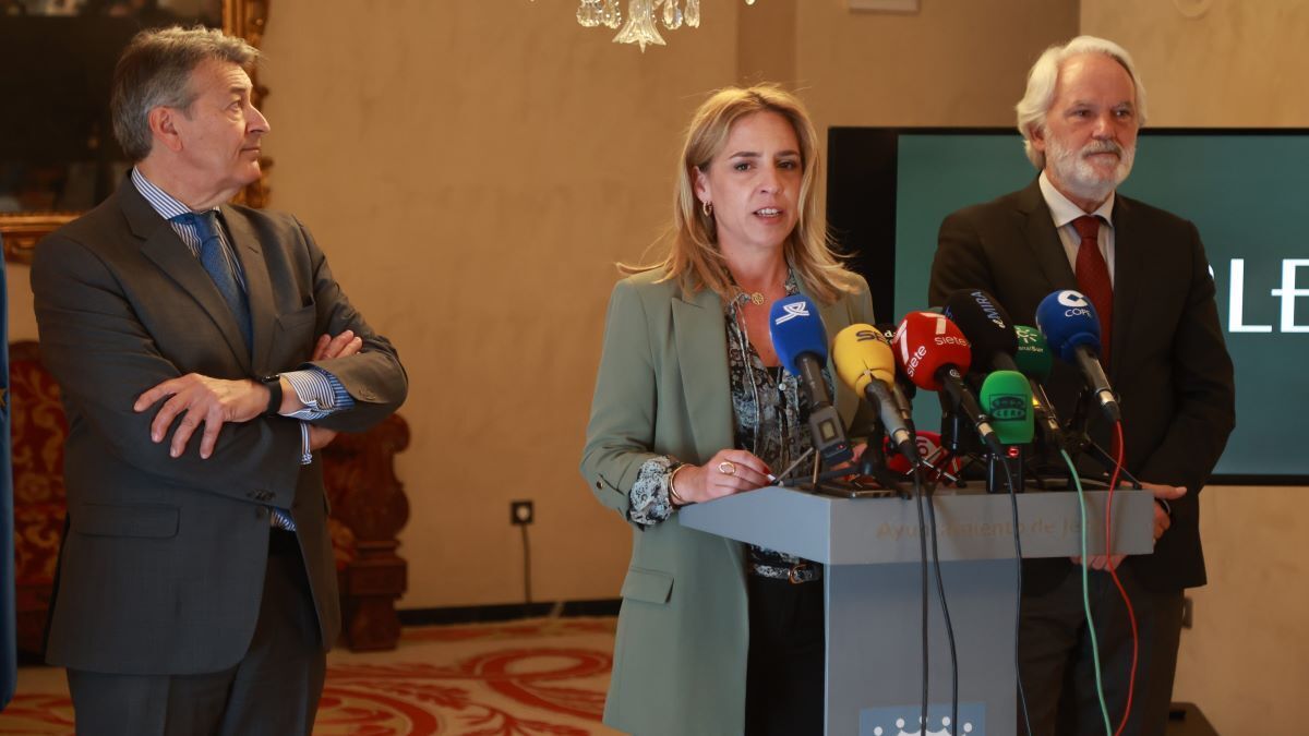 Almudena Martínez en la presentación de Vinoble 2024 | Cristo García