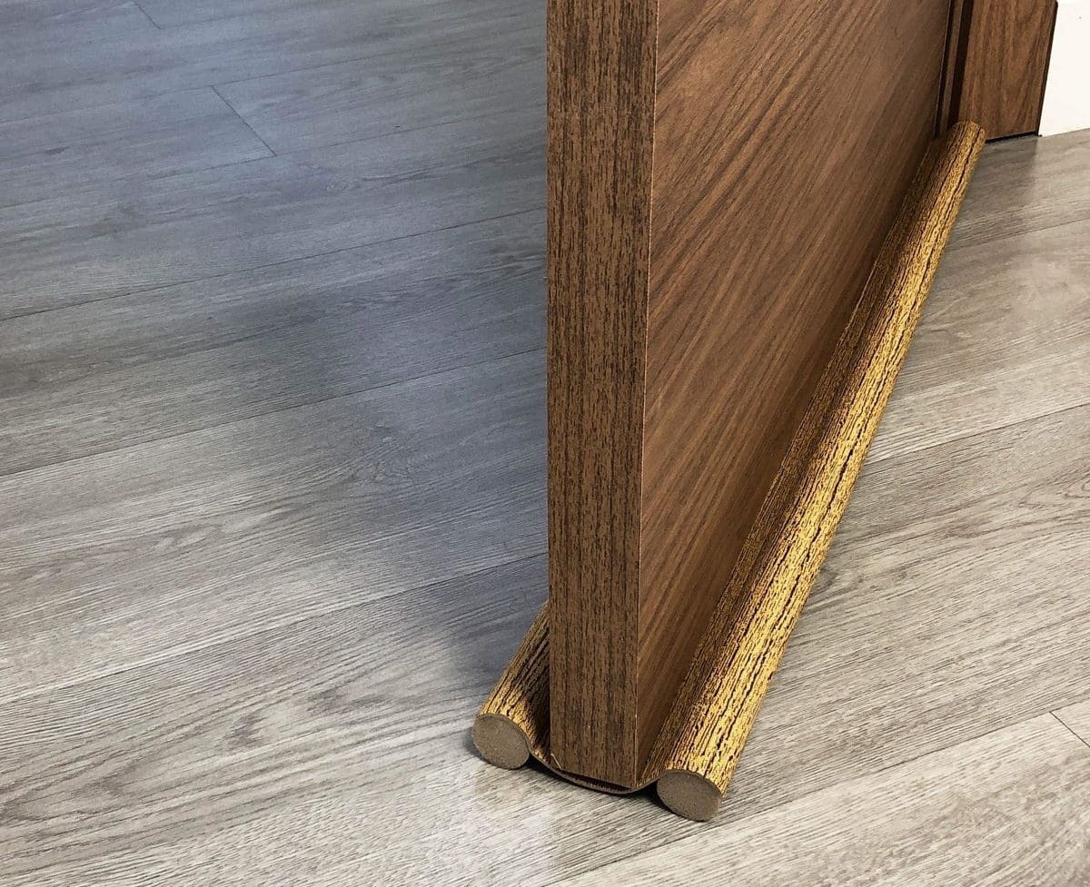 Burlete bajo puerta de rodillo