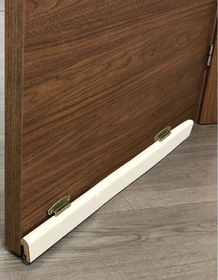 Burlete de madera basculante