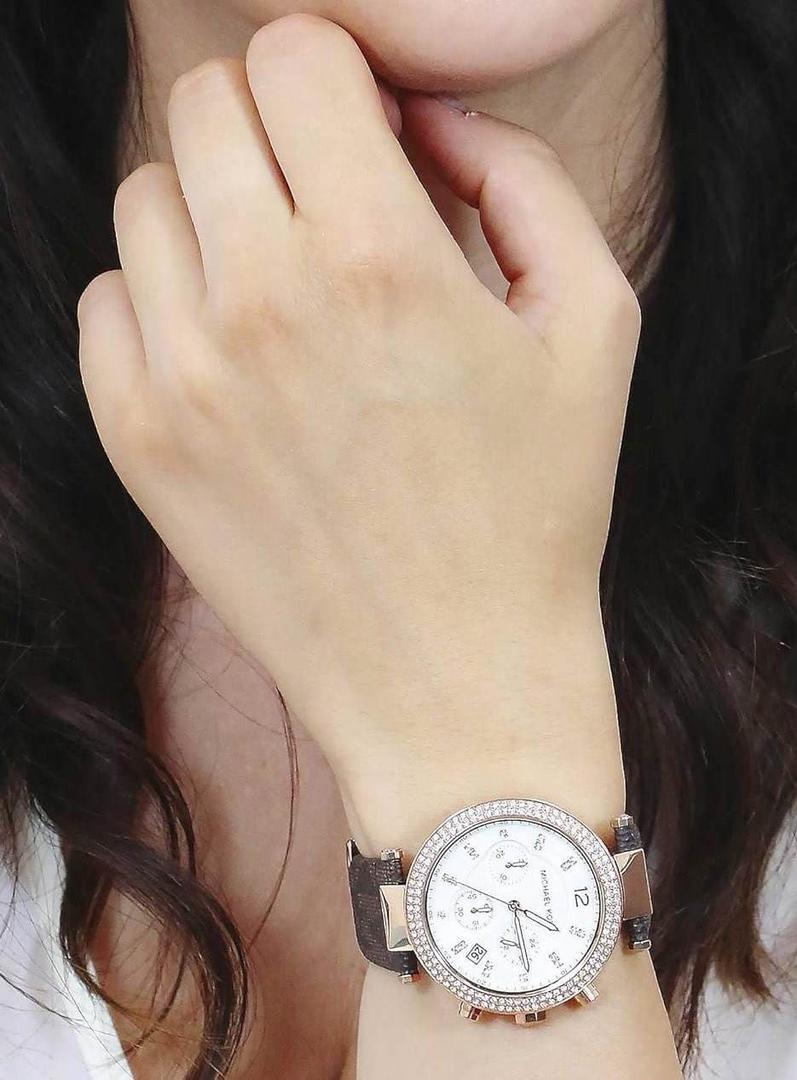 Michael Kors Parker Reloj para Mujer con cronógrafo de Amazon