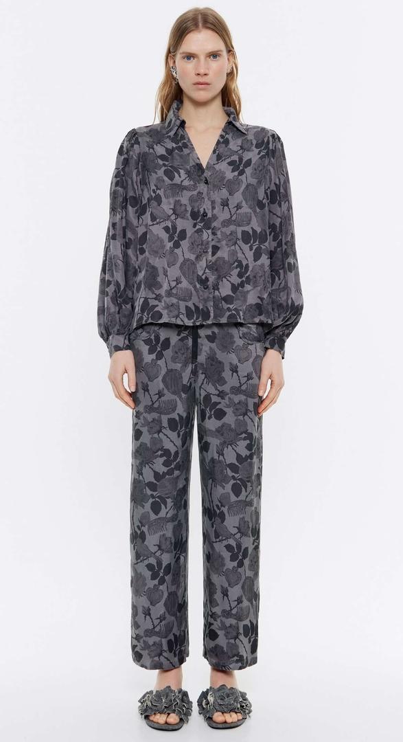 Pantalón recto fluido canary camo caqui de Bimba y Lola