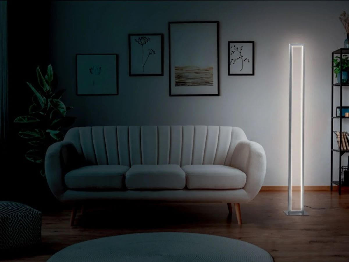 Lámpara de pedestal LED geométrica