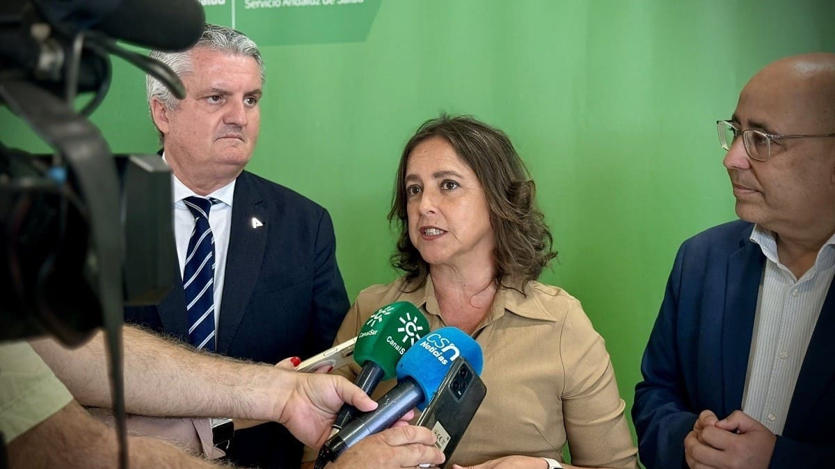 La consejera de Salud y Consumo Catalina García