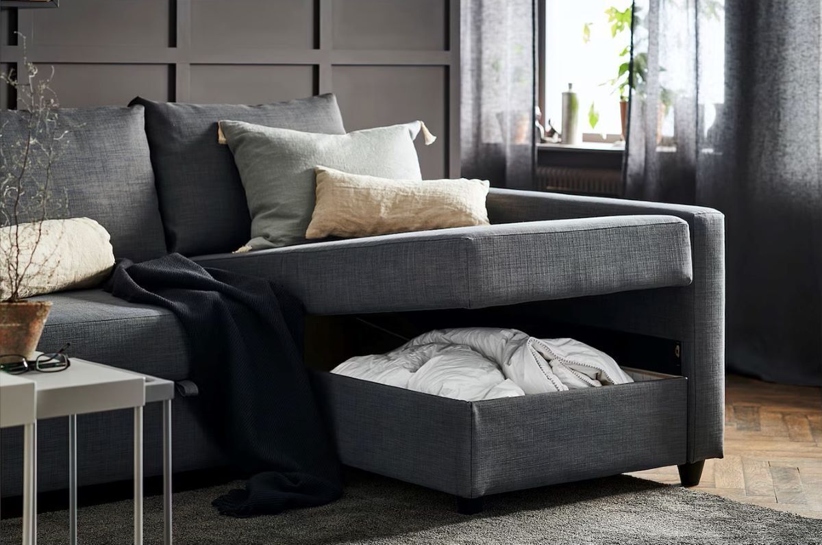 Sofá-cama con chaiselongue y almacenaje Friheten de Ikea