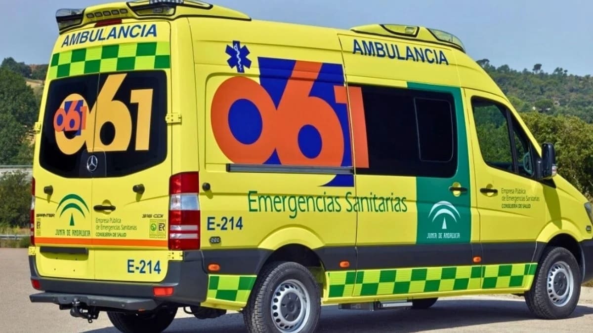 Una ambulancia se desplazó hasta el lugar de los hechos