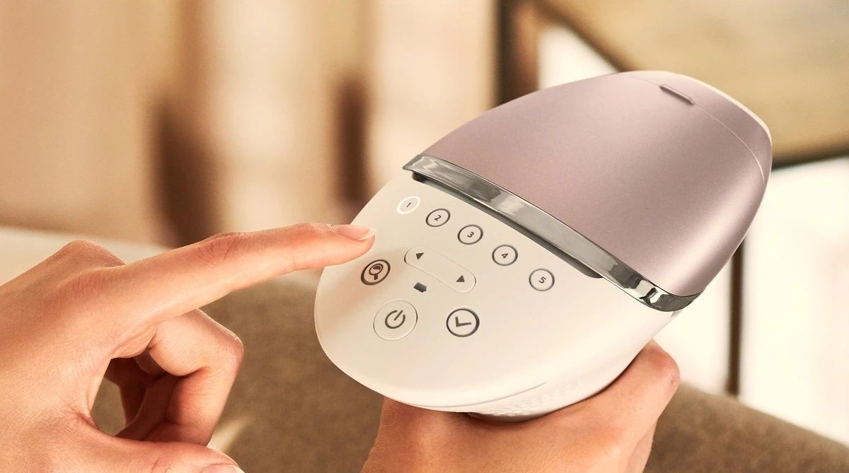 Depiladora IPL Philips Lumea Serie 8000 de El Corte Inglés