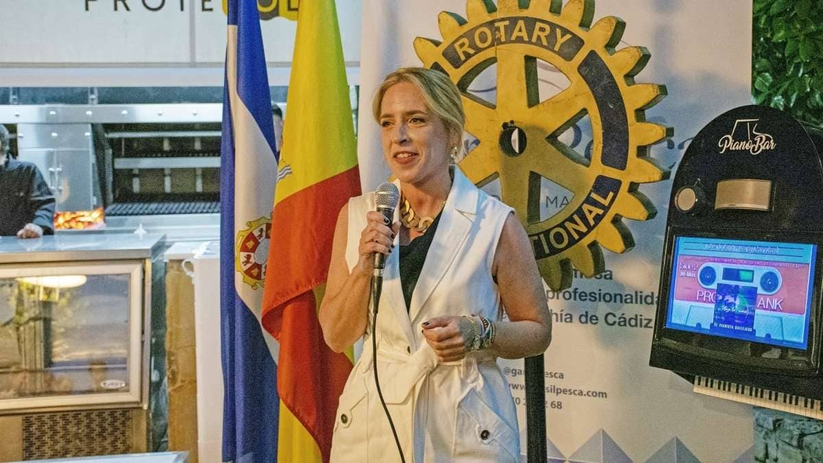 La presidenta de la Diputación Almudena Martínez