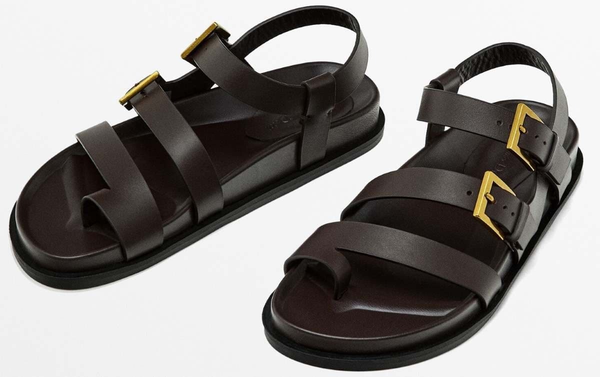 Sandalias plana con hebillas de Massimo Dutti