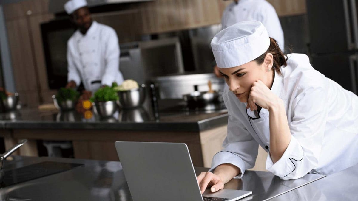 Bares de Andalucía buscan cocineros en la actualidad