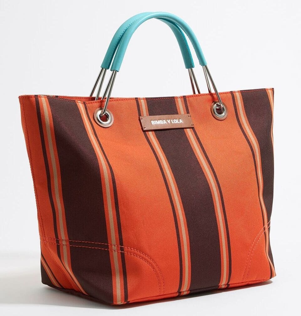 El nuevo bolso de mano Canopy mediano de color naranja de Bimba y Lola