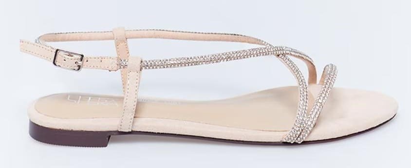 Sandalias decoradas con strass