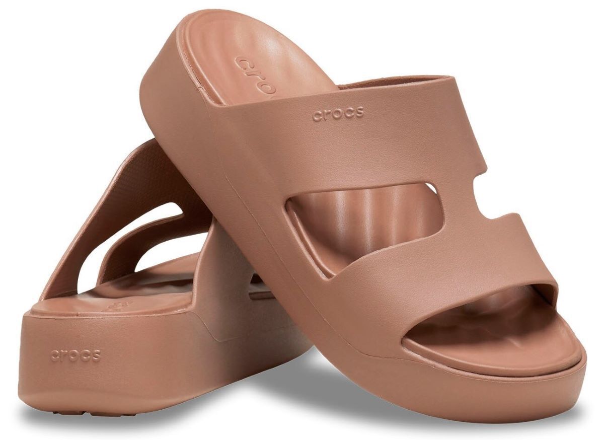 Sandalias Crocs modelo Getaway con plataforma en H