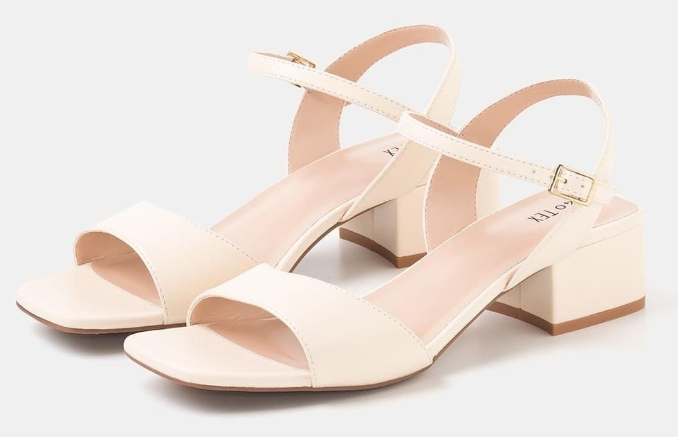 Las sandalias de tacón medio con tira delantera de mujer TEX en color crudo de Carrefour