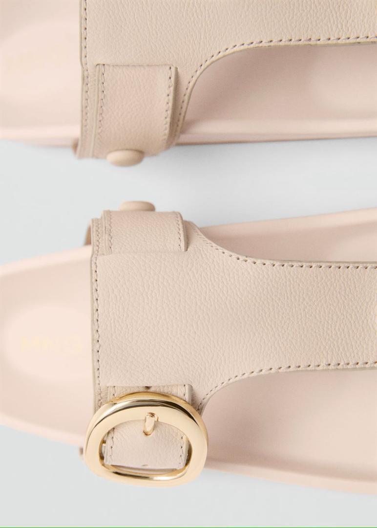 Sandalias de piel con cierre de hebilla de Mango