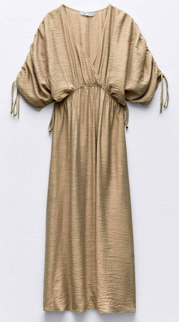 Vestido midi túnica de Zara