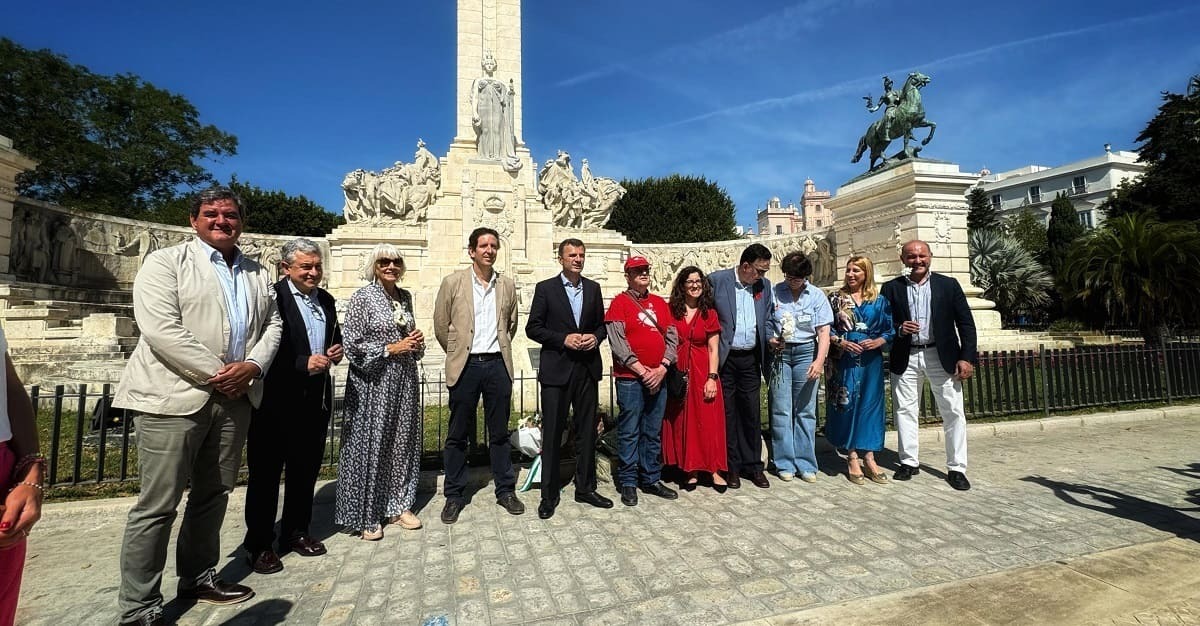 El monumento a la Constitución ha servido como telón de fondo
