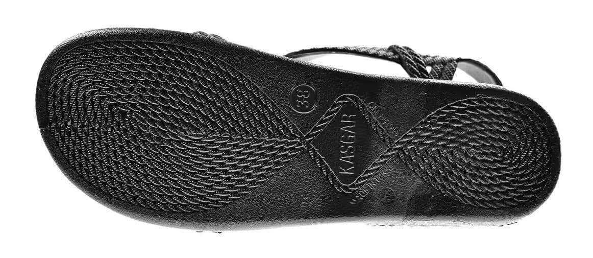 Las sandalias de playa Brasileras de dedo en color marrón con suela de goma antideslizante en Decathlon