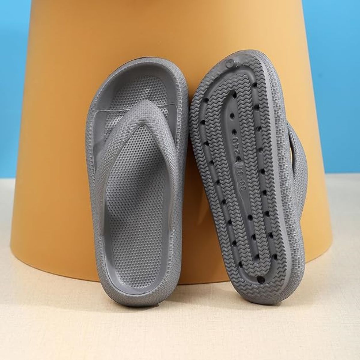 Chanclas de playa con suela gruesa y diseño antideslizante NIBESSER de Amazon