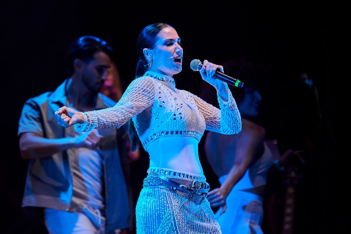 India Martínez durante su concierto en el 'Partido de la Alegría' | Salvador López Medina para El MIRA
