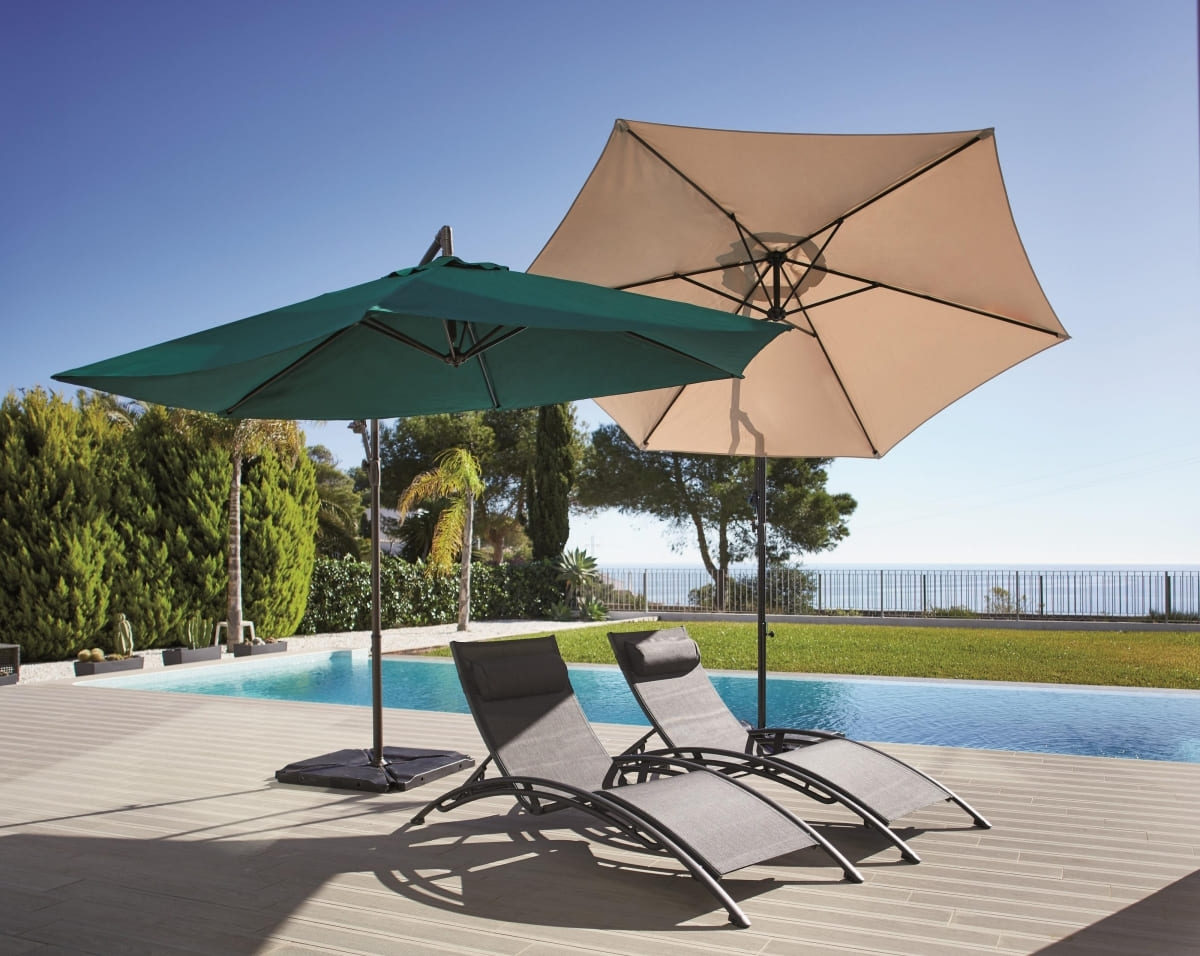 La tumbona de jardín ondulada de color negro de Carrefour