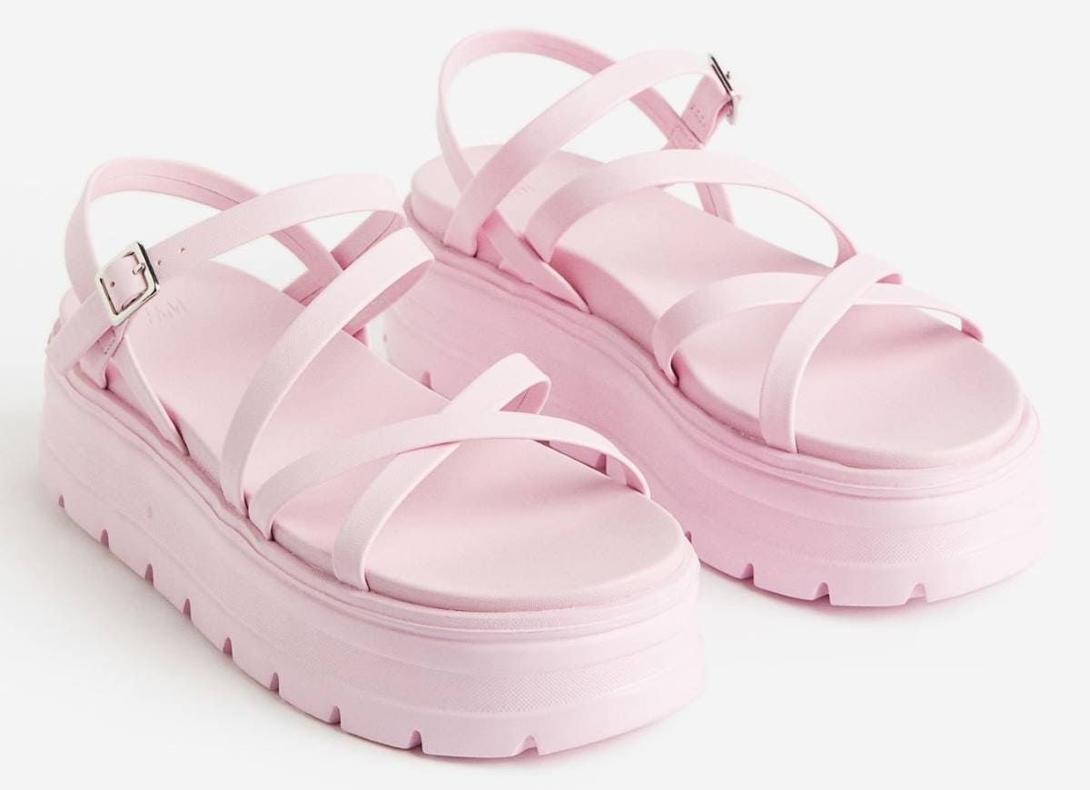 Sandalias de plataforma con tiras de H&M