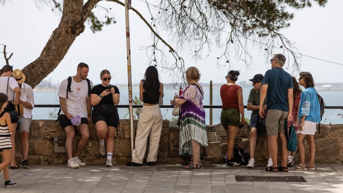 Personas disfrutando de sus días de vacaciones
