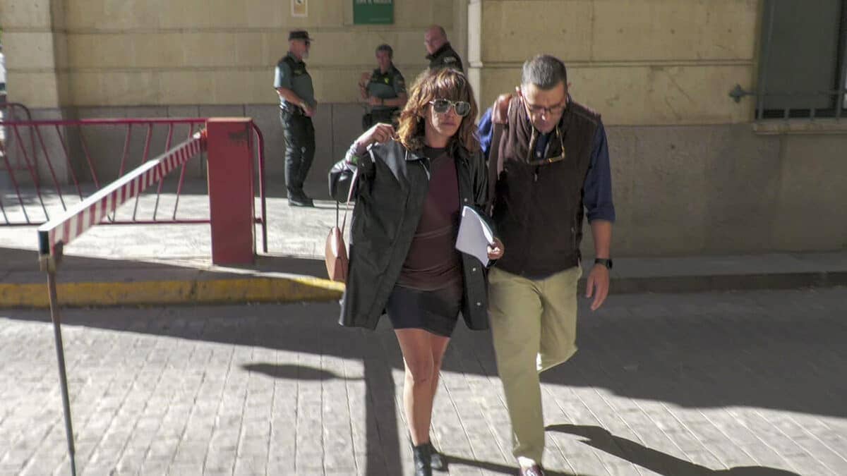 María León, en una de sus comparecencias en el juzgado