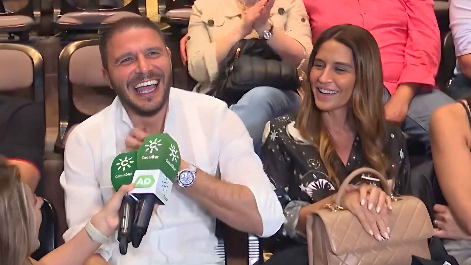 Joaquín Sánchez y Susana Saborido visitan 'El Show del Comandante Lara' | Canal Sur