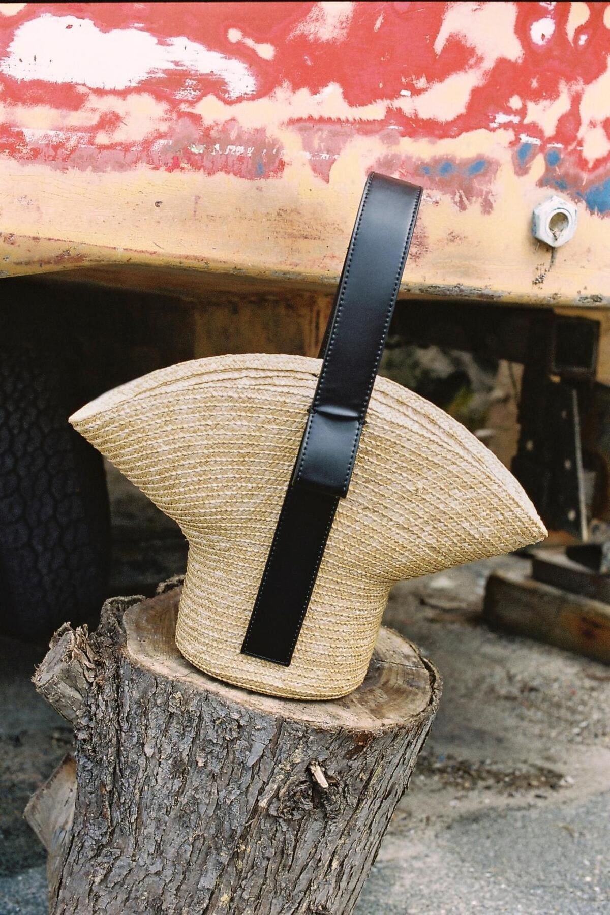 El bolso de mano capazo de Zara