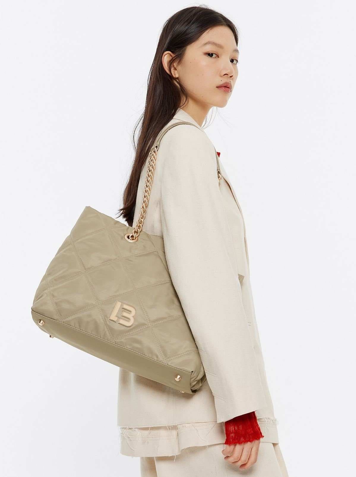 Bolso shopper grande nylon acolchado caqui de Bimba y Lola