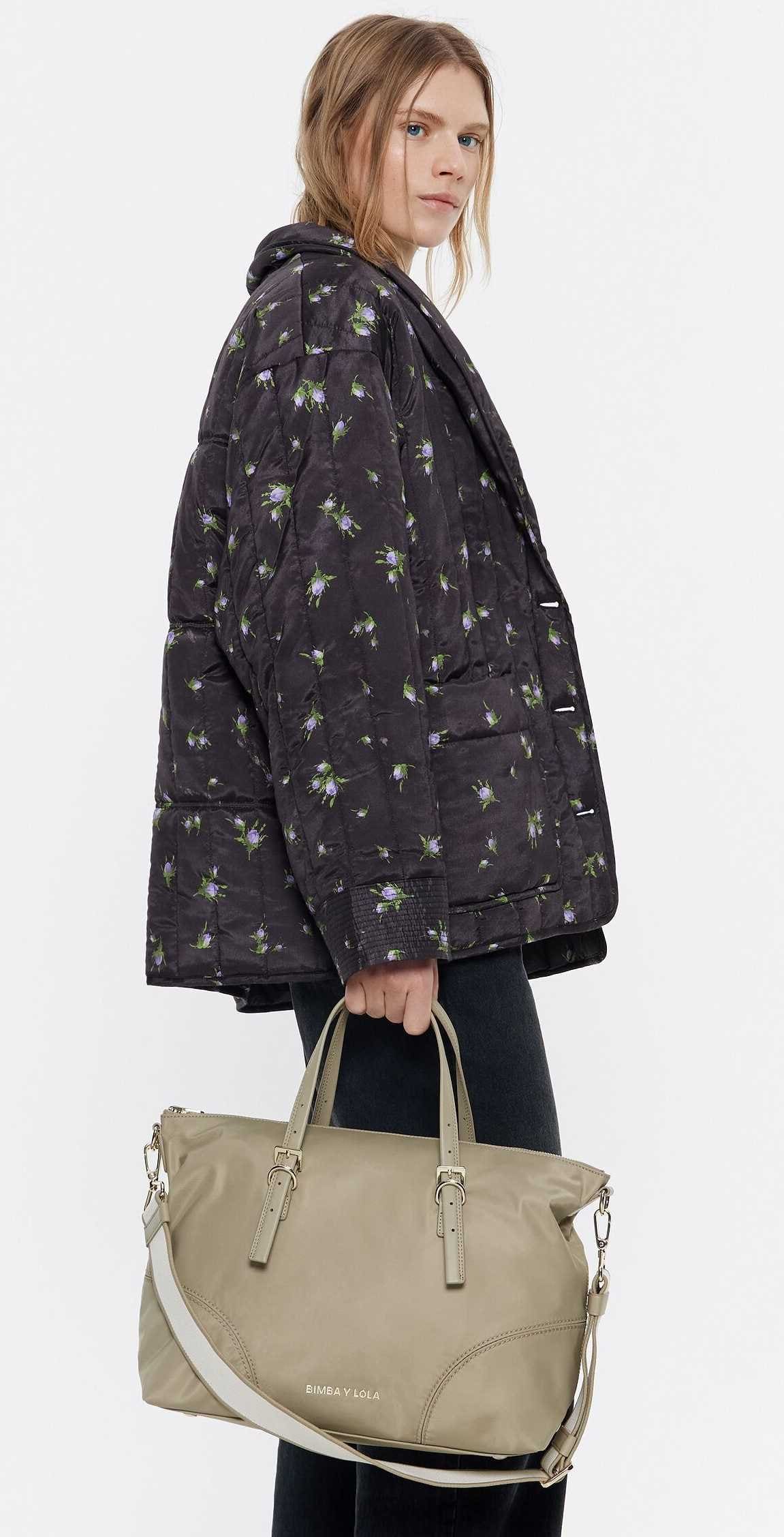 Bolso shopper grande nylon caqui claro de Bimba y Lola