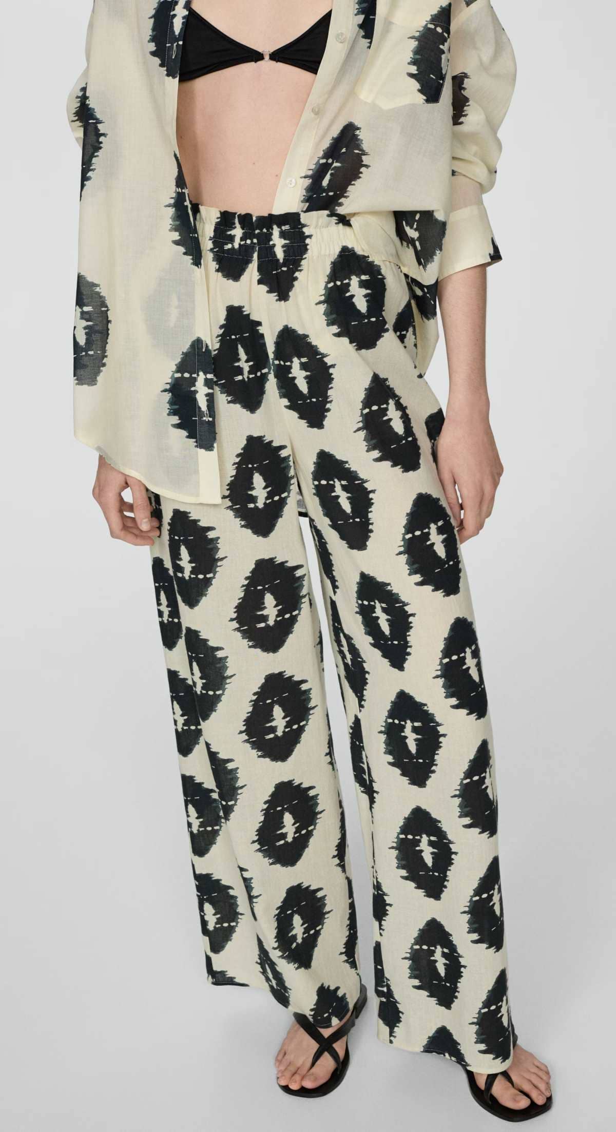 Pantalón estampado wideleg de Mango