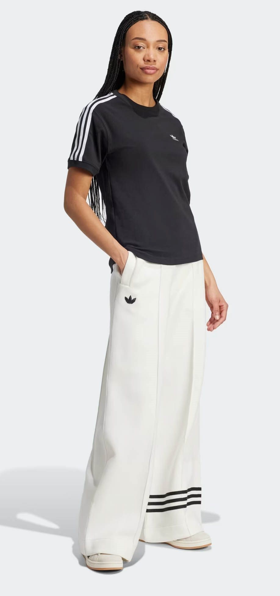 Pantalón blanco de campana Adicolor de Adidas