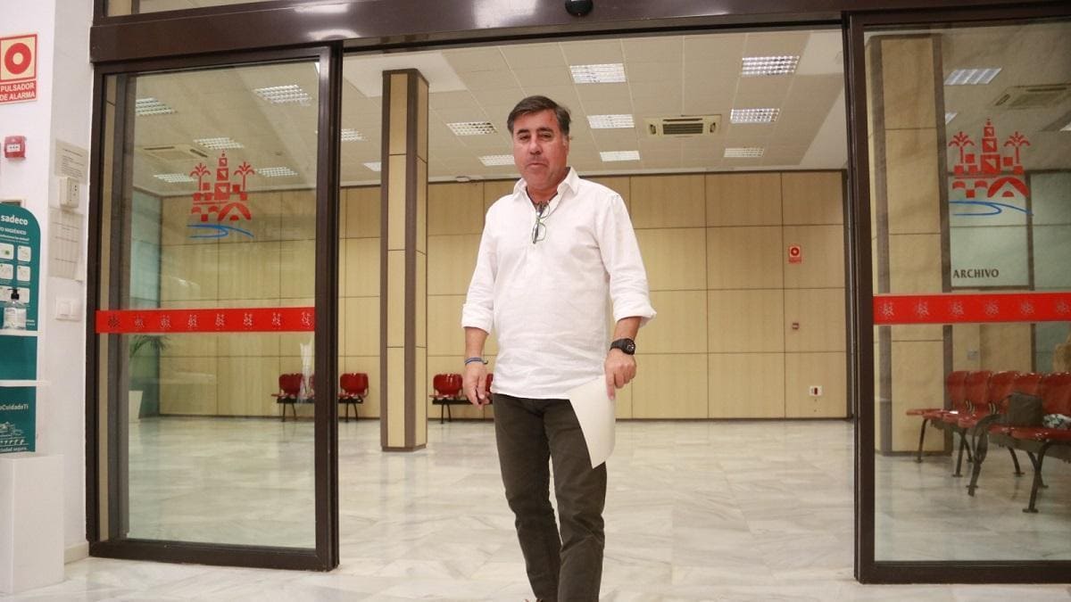 El delegado de Infraestucturas Miguel Ruiz Madruga