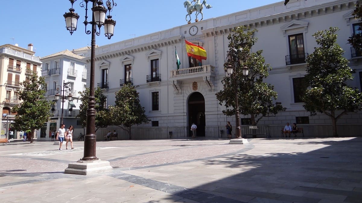 Fachada del Ayuntamiento de Granada