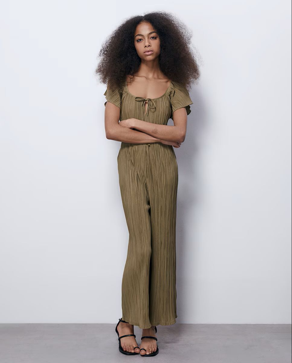 Mono con tejido de efecto plisado de Sfera