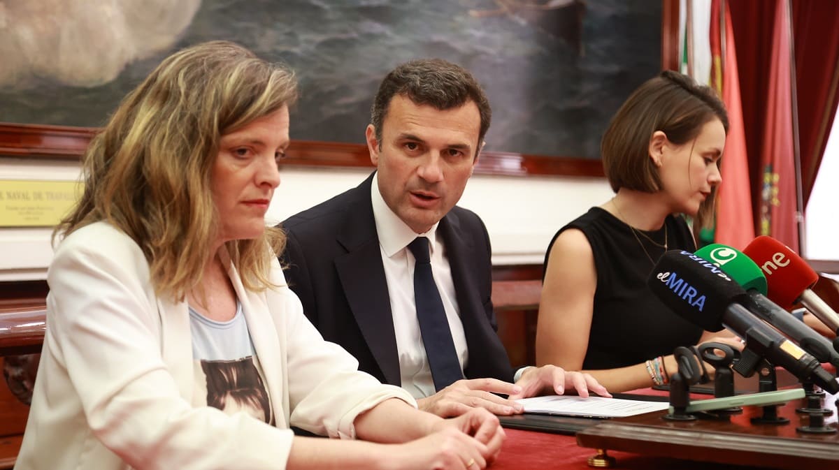 Bruno García, junto a Beatriz Gandullo y Maite González | Cristo García