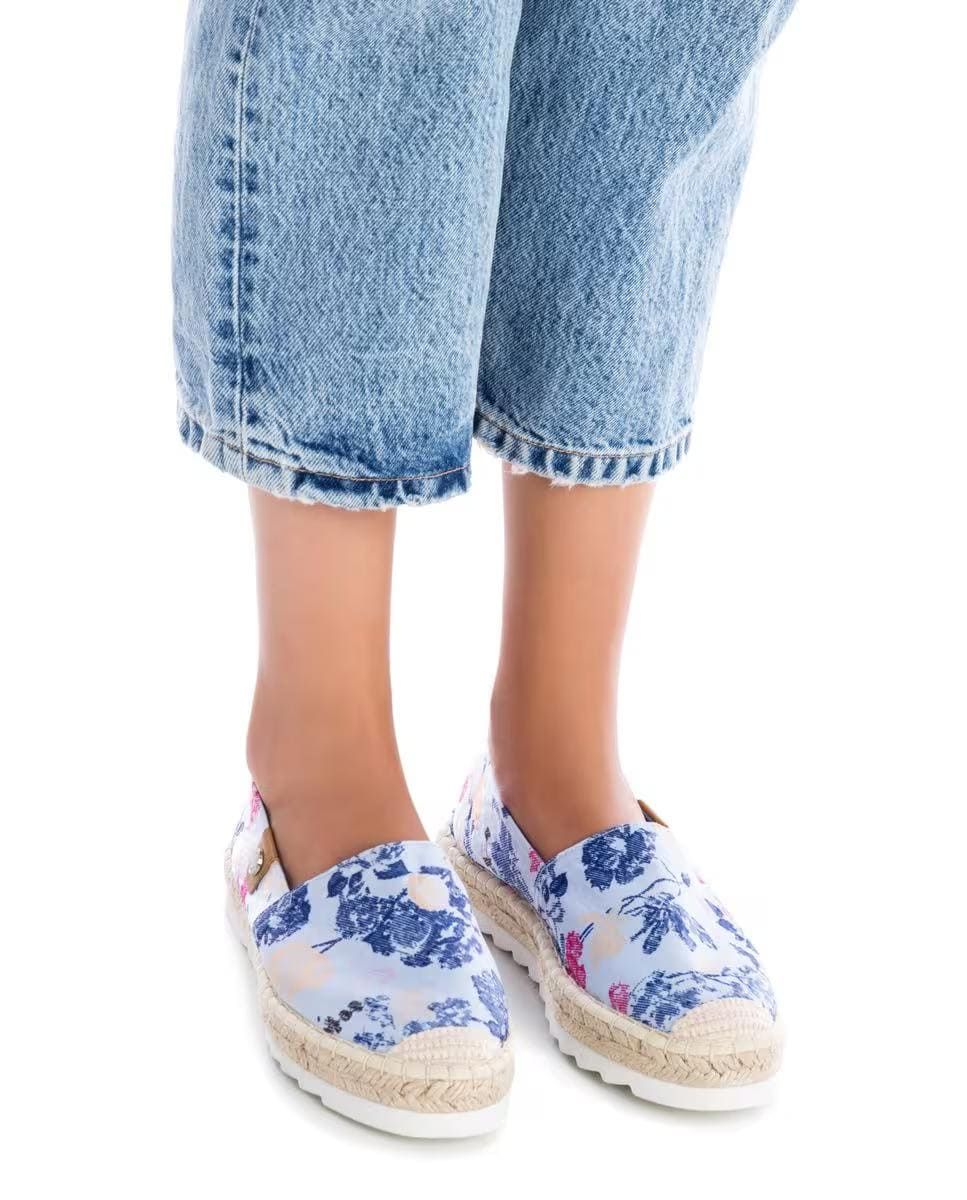 Alpargatas planas con tejido estampado