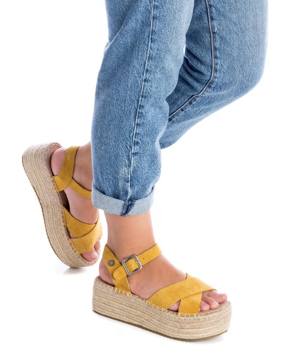 Sandalias de plataforma en piel con cierre de hebilla Refresh