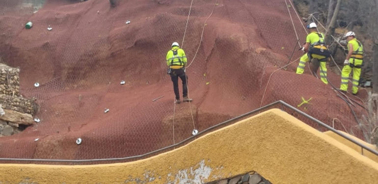 Los trabajos se centran en el cabezo de las traseras