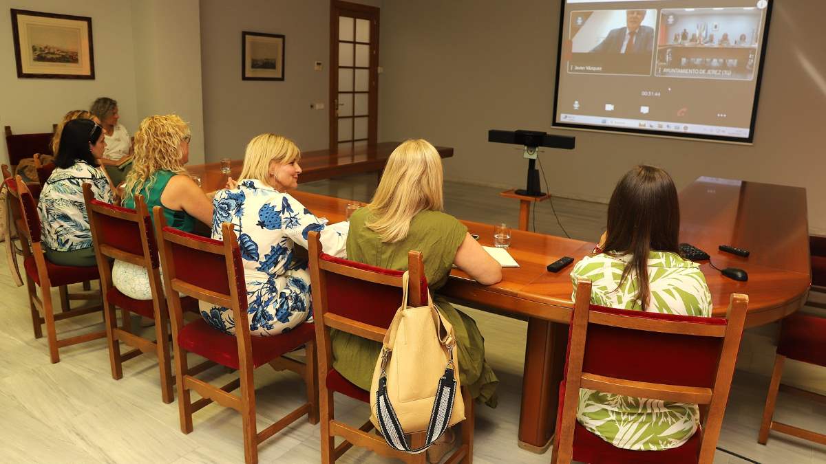 Reunión Enfermedades Raras en el Ayuntamiento de Jerez