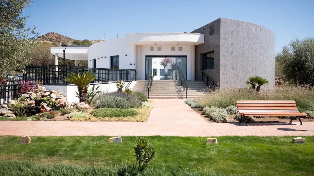 Cementerio público para animales de compañía en Málaga